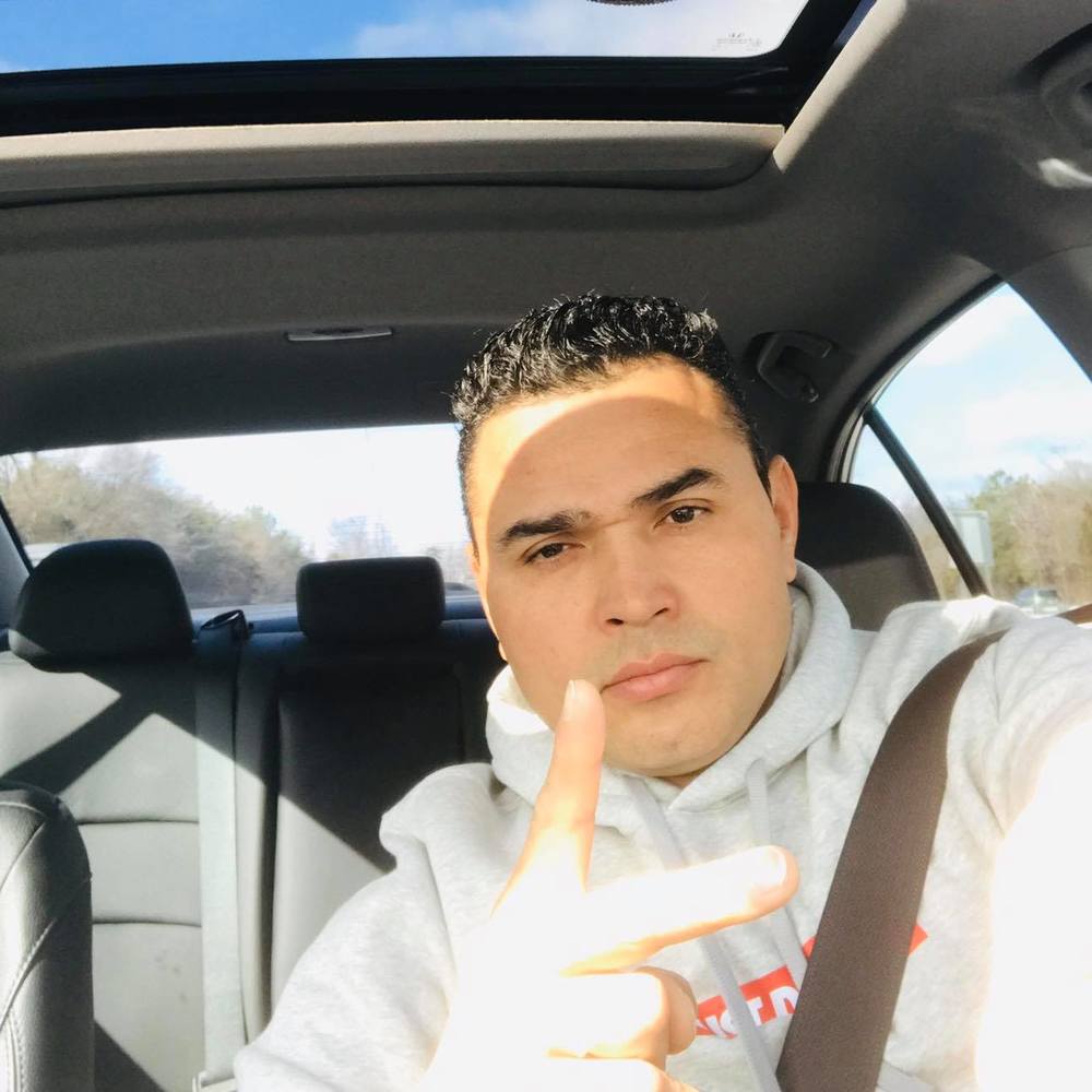 Meet your Posher, Misael